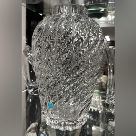 Tiffany & Co. Crystal Oriental Large Vase - Picture 2 of 4